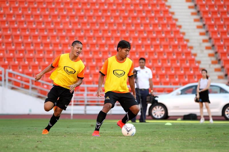 ทีมชาติไทยซ้อม