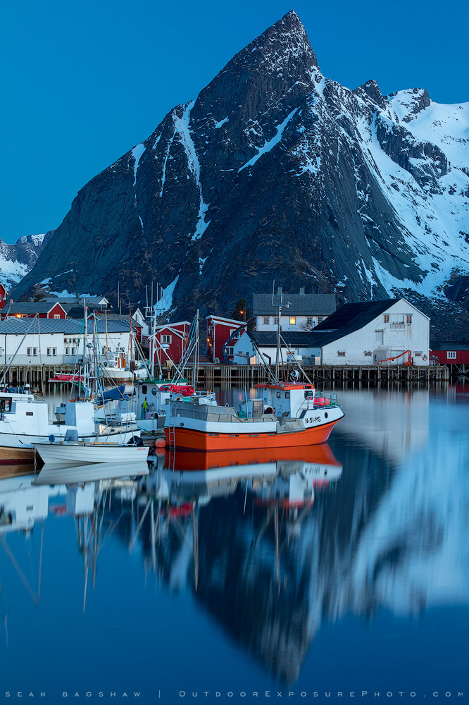 "เฮนนิงสวาร์ สเตเดี้ยม"(Henningsvær Stadion)