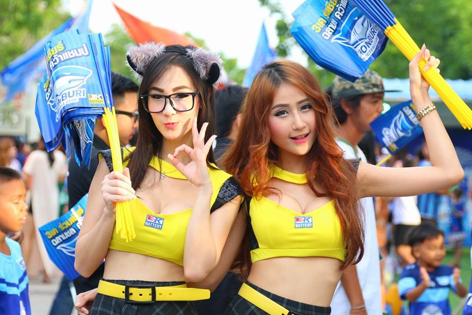 จัดเต็มพริตตี้สาว 3K