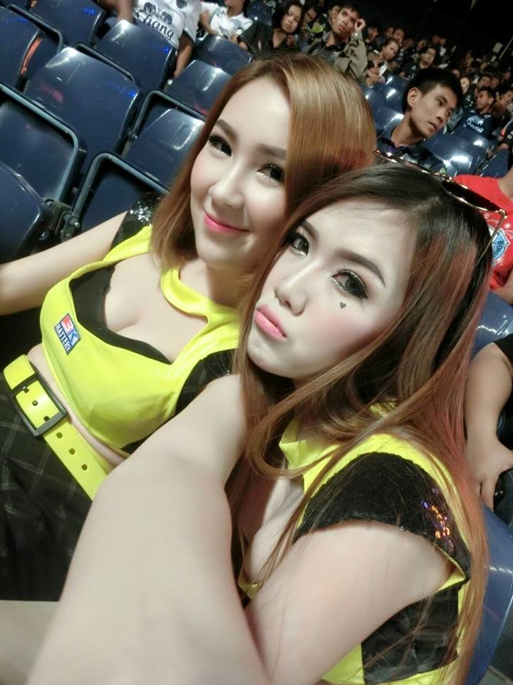 จัดเต็มพริตตี้สาว 3K