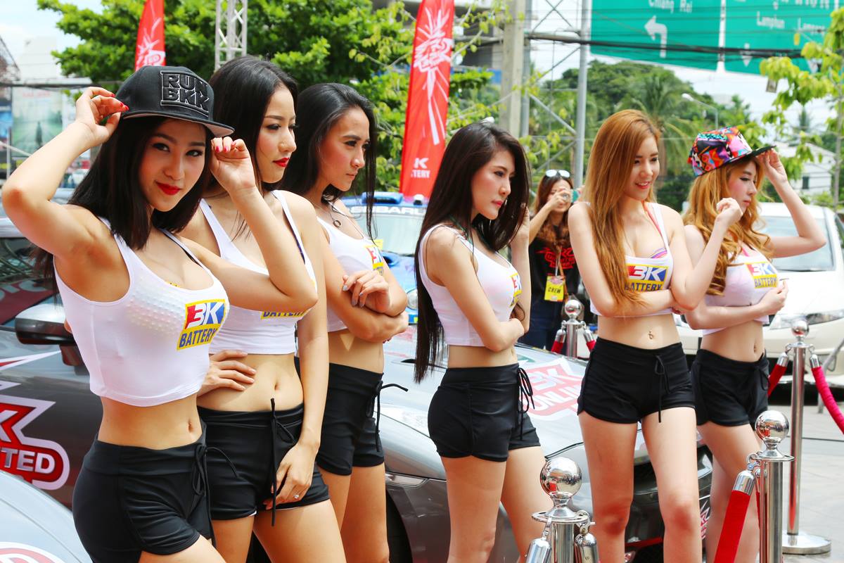 จัดเต็มพริตตี้สาว 3K