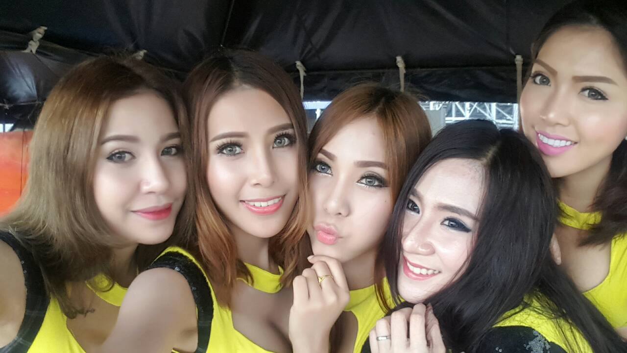 จัดเต็มพริตตี้สาว 3K