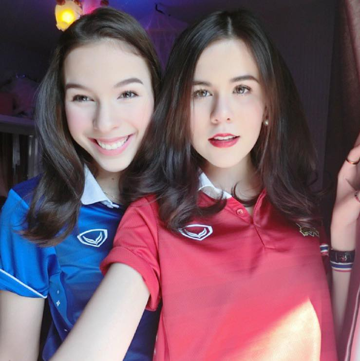 กองเชียร์สาวๆ