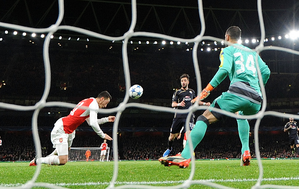 อาร์เซน่อล 3-0 ดินาโม ซาเกร็บ