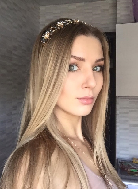 บัวขาว บัญชาเมฆ