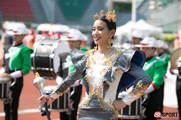 ภาพฟุตบอลประเพณี ธรรมศาสตร์ - จุฬาฯ