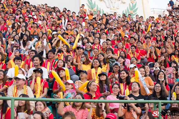 ภาพฟุตบอลประเพณี ธรรมศาสตร์ - จุฬาฯ