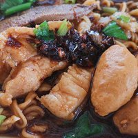 ร้านก๋วยเตี๋ยวเจ๊นิด