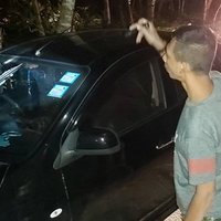 คนร้ายรัวอาก้าถล่มหนุ่มปัตตานีดับคาเก๋ง