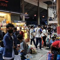 หนี COVID-19 หมอชิตคนแน่น ปชช.แห่กลับภูมิลำเนาหลังปิดห้างใน กทม.