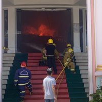 เพลิงพิโรธ! บ้านสุขาวดีไฟไหม้เสียหายหลายร้อยล้าน