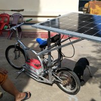 พระไทยสุดเจ๋ง ประดิษฐ์รถจักรยานด้วยพลังงานแสงอาทิตย์ใช้เอง