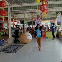 เฮลั่น! อุ้มเมียรอบอาตี๋สำเภาทอง หลังถูกราวัลใหญ่ กว่า 300,000 บาท
