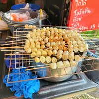 ชี้เป้าถูกและอร่อย! กาแฟโบราณเตาถ่าน ส่งลูกจบปริญญาตรี