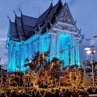 ความสวยงามของพระอุโบสถยามค่ำคืน วัดดอนใหญ่