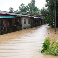 น้ำท่วมมาแล้ว! ฝนตกต่อเนื่องน้ำป่าหลากท่วมหลายพื้นที่