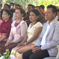อดีตกรรมกรสู้ชีวิต จนเป็นนักธุรกิจพันล้าน กลับมาสร้างศูนย์เรียนรู้ฟรีที่บ้านเกิด