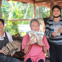 สุดทึ่ง! ภูมิปัญญาทำหนังควายเค็ม ช่วงหนาวสู้โควิดฟันเดือนละแสน