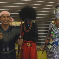 สไตล์การสอนยุคโดวิด! ครูแต่งแฟนซีสอนออนไลน์ สร้างสีสันดึงเด็กเข้าเรียน