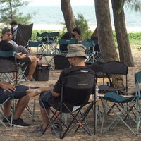 เที่ยวชายหาด จิบกาแฟล็อกดิฟ  ดื่มกัญชาอารมณ์ดี