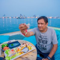 Tappia Floating Cafe คาเฟ่ลอยน้ำกลางทะเลพัทยา ตกหมึก ชมเมือง 360 องศา
