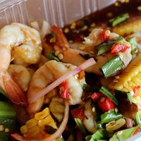 พระเอกหมอลำเจอพิษโควิด หวนกลับบ้านเปิดร้านยำขาย