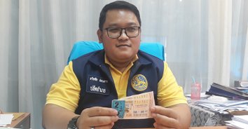 รวยไม่ทันตั้งตัว! ปลัด อ.แม่สอด ตรวจโควิดในตลาด แม่ค้ามอบโชคให้ 12,000,000