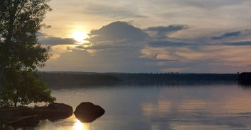 หาดชมตะวัน นอนชมดาว สัมผัสหมอกยามเช้า