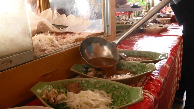 ก๋วยเตี๋ยว
