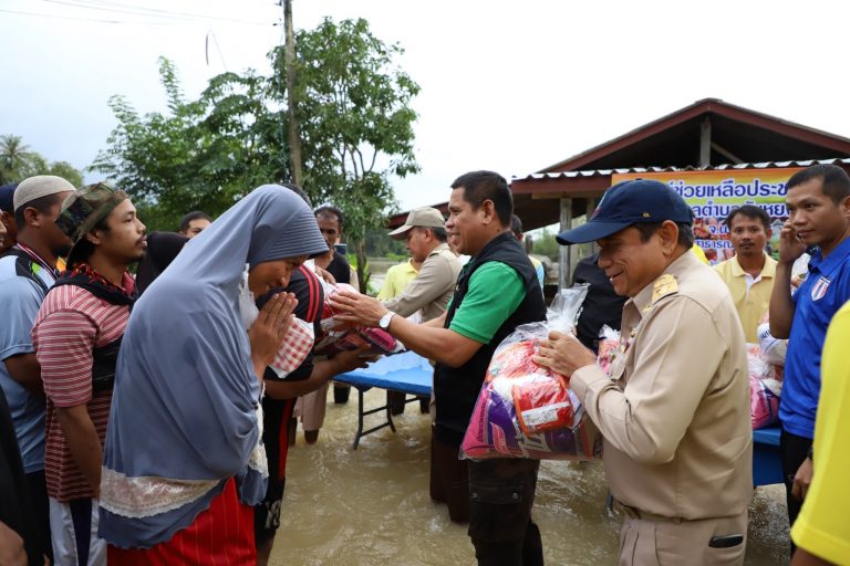 นราธิวาสประกาศเขตภัยพิบัติครบ 13 อำเภอแล้ว