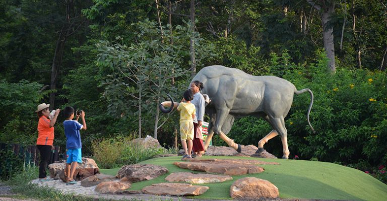 สูดโอโซน สัมผัสธรรมราชที่ผาพญากูปรี ชายแดนไทย-เขมร