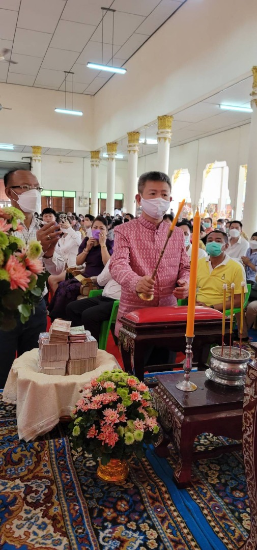 คุณแม่สายใจ-สมเกียรติ กอไพศาล" นำคณะผู้บริหารเกษตรฯ และปปร. รุ่นที่ 24 ร่วมทอดกฐินและผ้าป่าสามัคคี