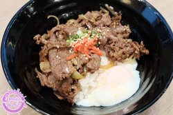 Niku-Don ร้านญี่ปุ่นสไตล์ Donburi ตัวเลือกหลากหลาย ราคาสบายกระเป๋า @I am Park Chula