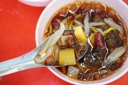 “โบ๊กเกี้ย” หวานเย็นสูตรไหหลำ เจ้าเก่าบางลำพู