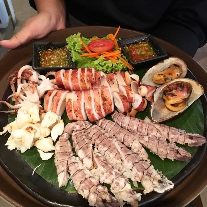 ร้านก๋วยเตี๋ยว : ก๋วยเตี๋ยวกั้ง บ้านเพ