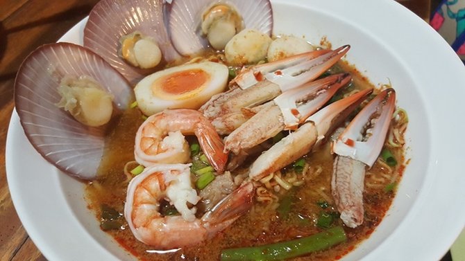 ร้านก๋วยเตี๋ยว : ต้มยำตามใจ