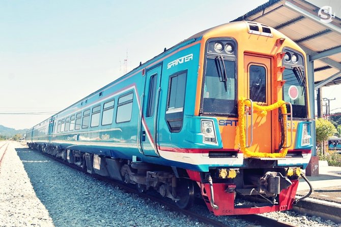 รถไฟไปพัทยา สัตหีบ