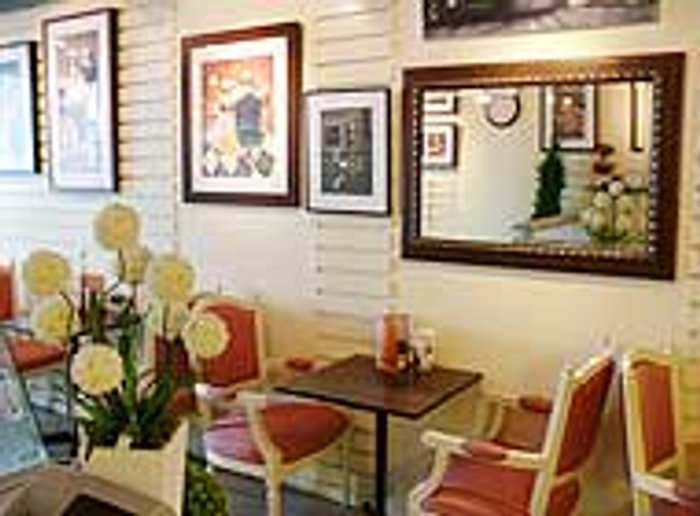 Thugz Mansion Art Cafe' & Ice-cream House