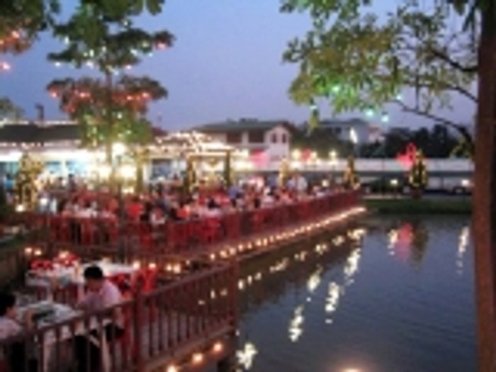 สวนอาหารสมพงศ์