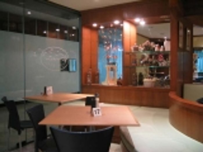 บ้านหญิง ร้านอร่อยได้ใจวัยรุ่นที่สยามสแควร์