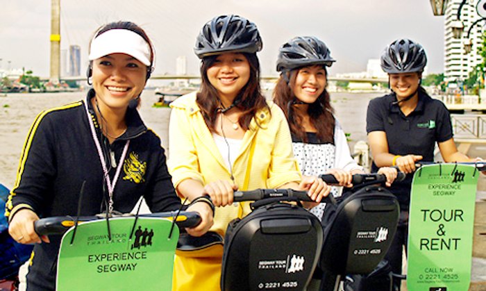 เลื่อนล้อรอบเกาะรัตนโกสินทร์กับ Segway Tour Thailand