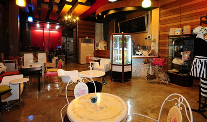 ร้านอาหาร 9 Café Closet