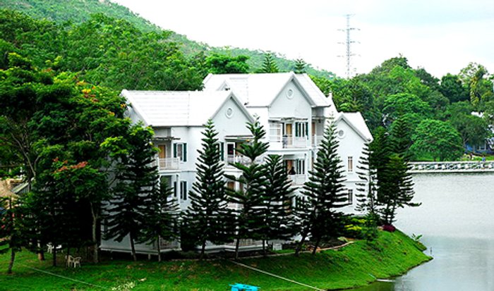 บรุคไซด์ วัลเล่ย์ รีสอร์ท