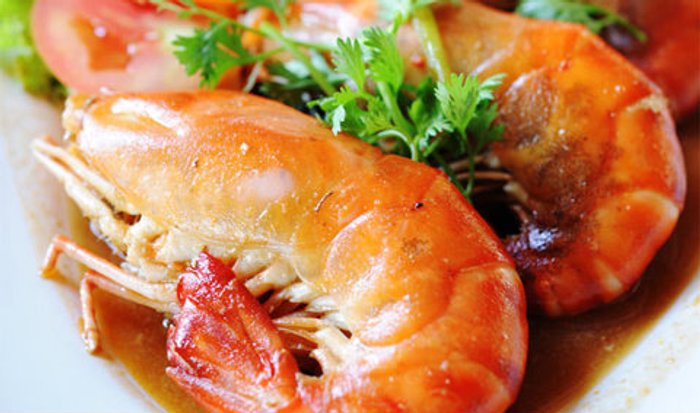 ร้านอาหารแม่น้ำสองสี อร่ิอยถูกใจทุกจาน