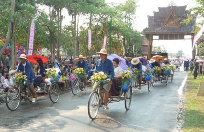 เชิญร่วมงาน "ประเพณีไหว้พระธาตุช่อแฮ เมืองแพร่แห่ตุงหลวง ประจำปี 2556"