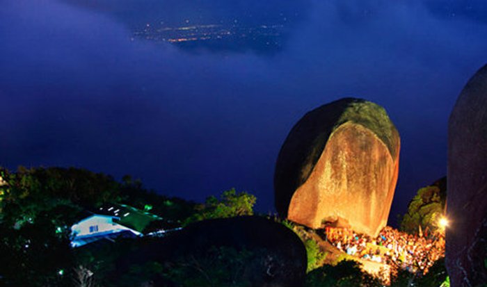 นมัสการรอยพระพุทธบาทพลวง" ประจำปี 2556