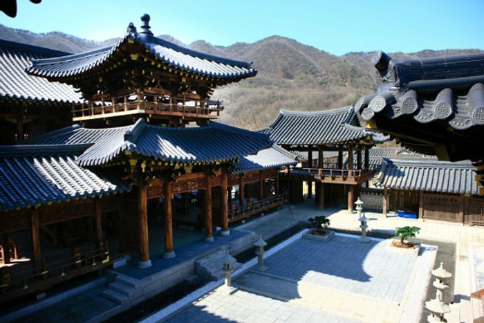 อสท.เกาหลีเผยผลสำรวจ 3 สถานที่ช็อป-กิน-เที่ยวยอดนิยมของนักท่องเที่ยวไทย
