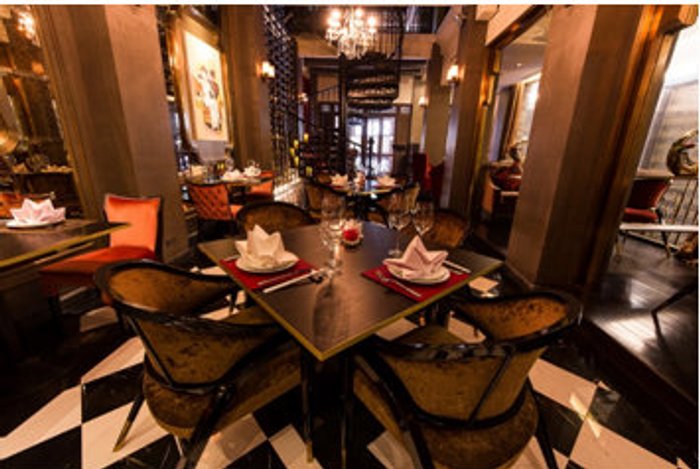RED ROSE MODERN CHINESE RESTAURANT
