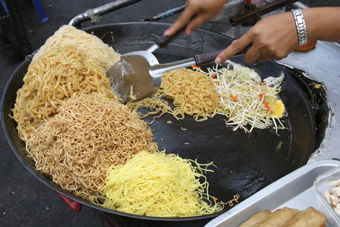 รวม "Street food" ของไทยที่ชาวต่างชาติ..ชอบม๊ากก!!