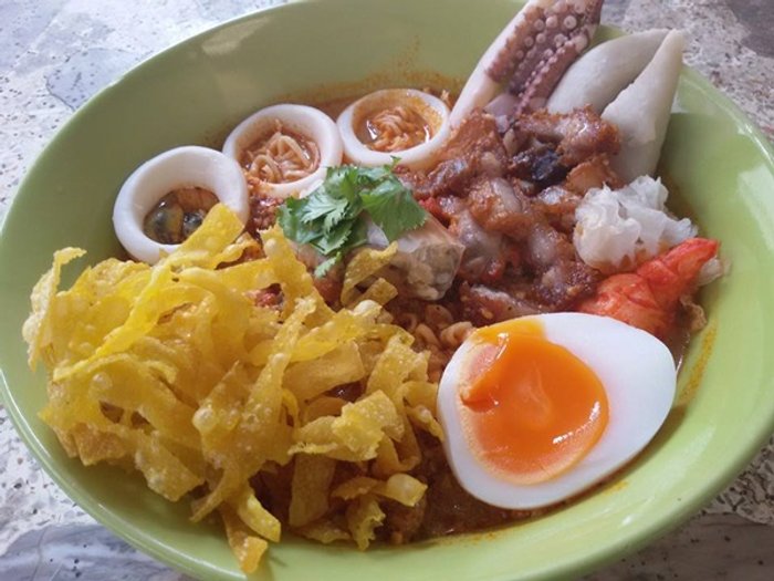 3 ร้านเด็ด 'ก๋วยเตี๋ยวไข่ยางมะตูม' กินแล้วฟินลืม!!